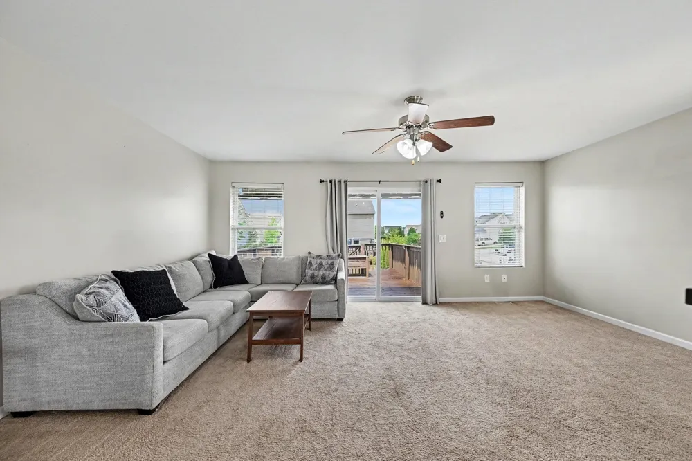 9217 Country View Drive Ypsilanti, MI 48197