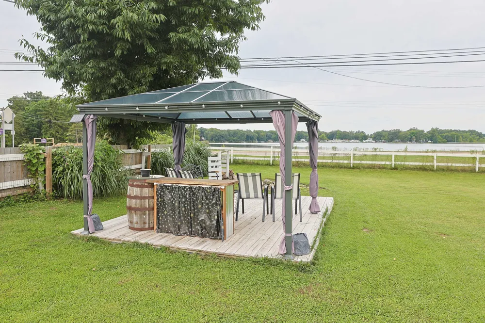 51770 Easy Street Paw Paw Township, MI 49079