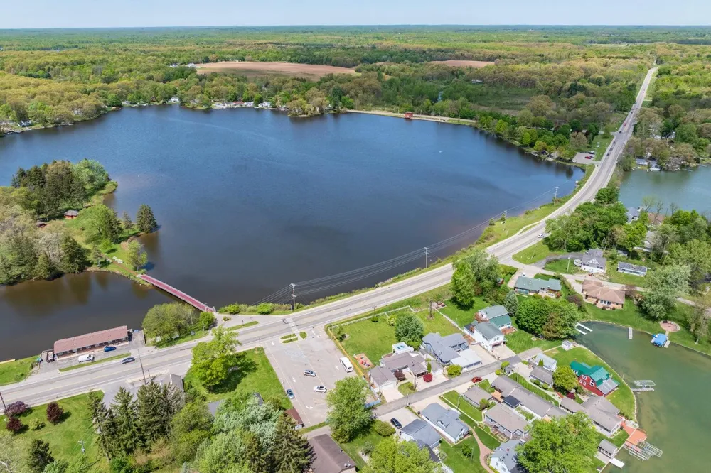51770 Easy Street Paw Paw Township, MI 49079