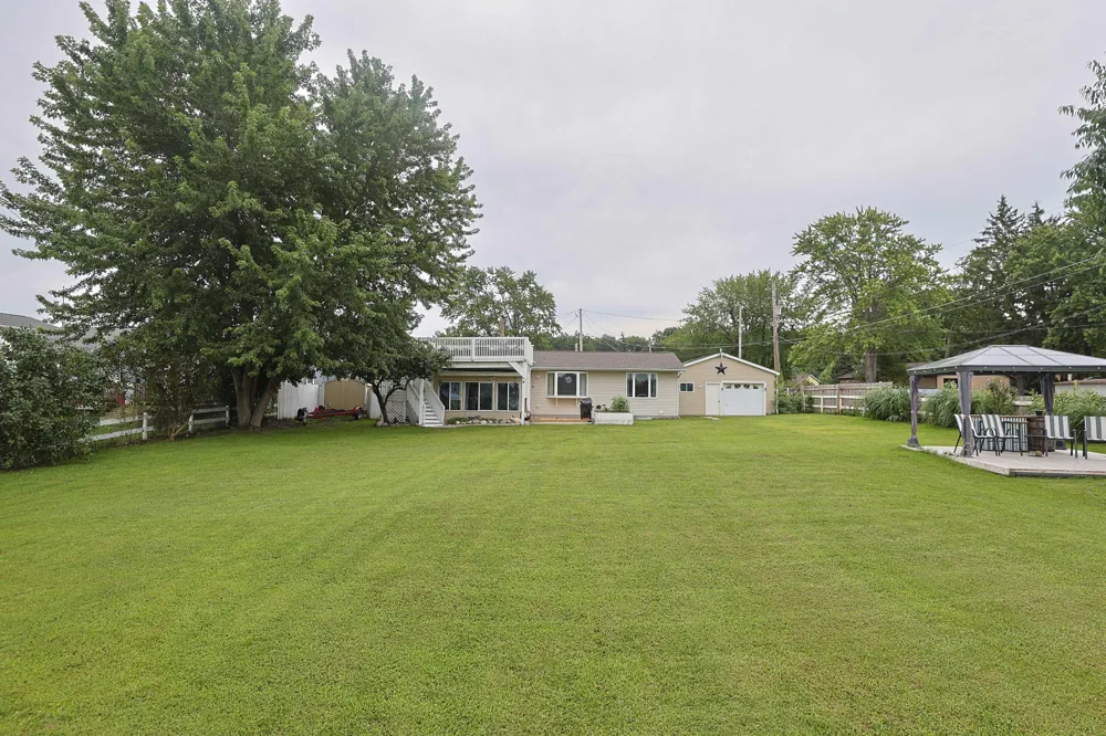 51770 Easy Street Paw Paw Township, MI 49079