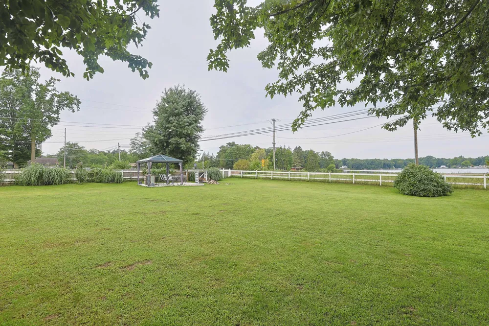 51770 Easy Street Paw Paw Township, MI 49079