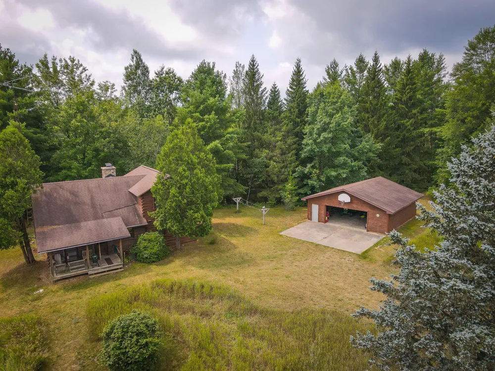 5118 Raymond Road Ellsworth Township, MI 49656