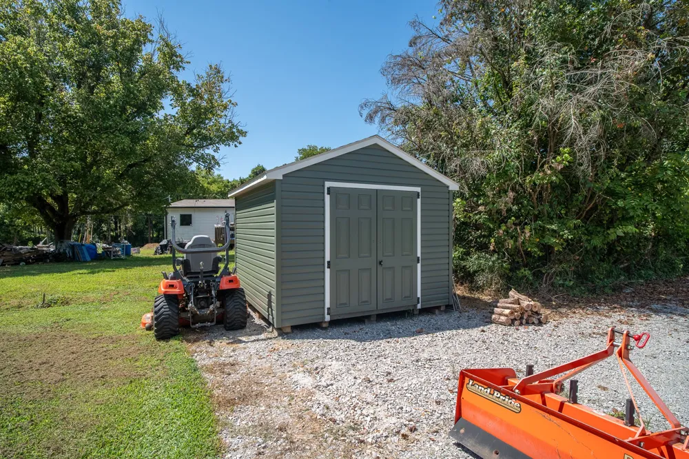 4990 Timothy Ln Columbia, TN 38401