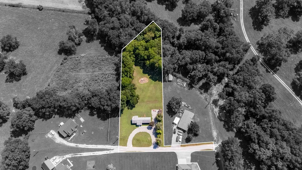 4990 Timothy Ln Columbia, TN 38401