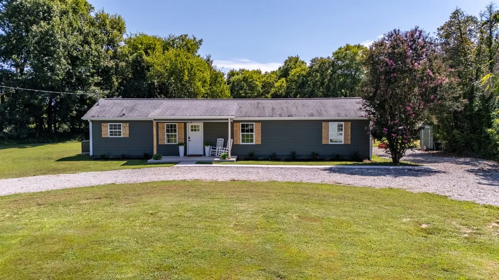 4990 Timothy Ln Columbia, TN 38401