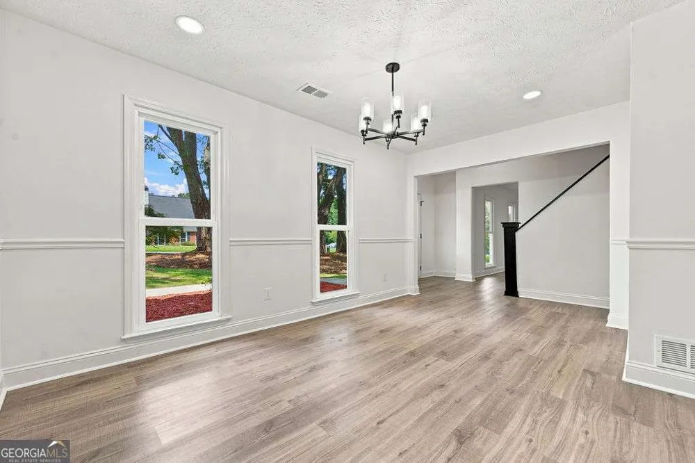 1359 Summit LN NW Acworth, GA 30102