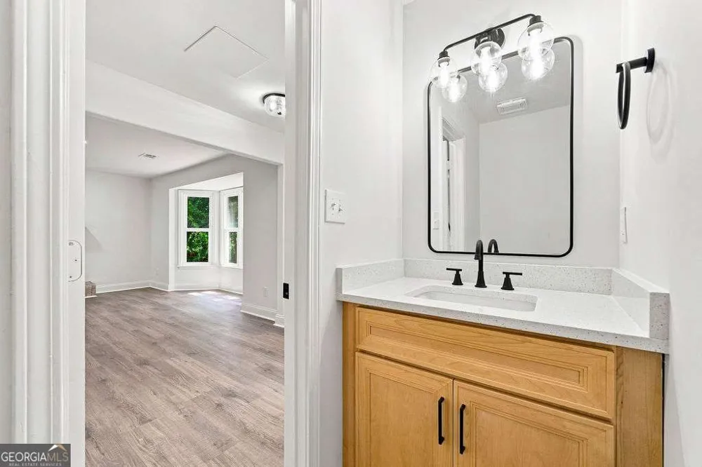 1359 Summit LN NW Acworth, GA 30102