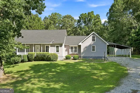 1423 Enchanted Lake DR NW