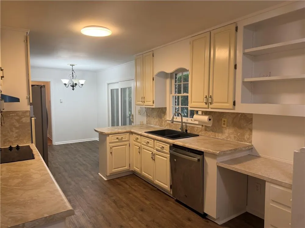 4254 Burleigh Drive Tucker, GA 30084