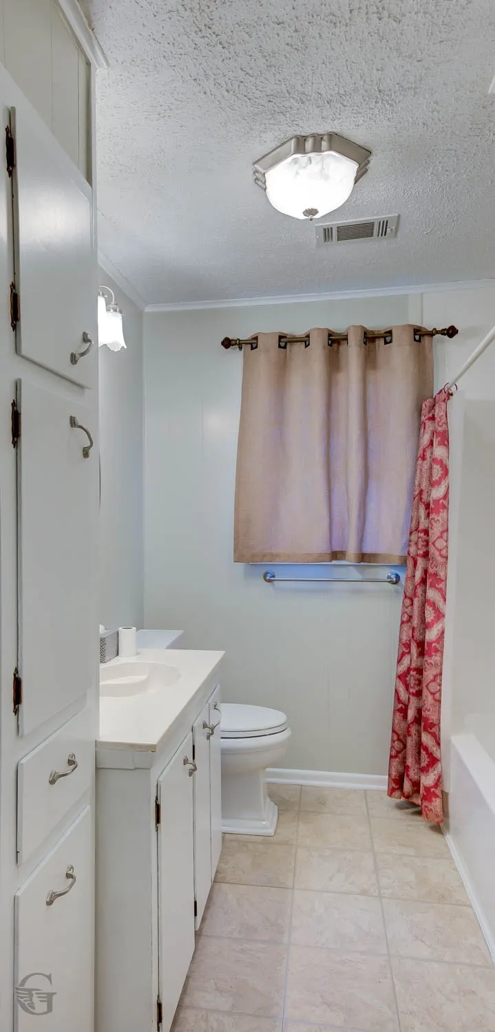19596 S Louisiana Street Ida, LA 71044