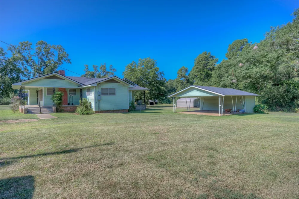 19596 S Louisiana Street Ida, LA 71044