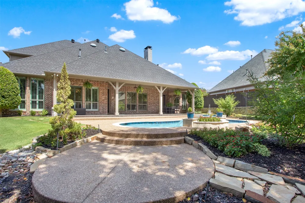 721 Starlight Pass Heath, TX 75032