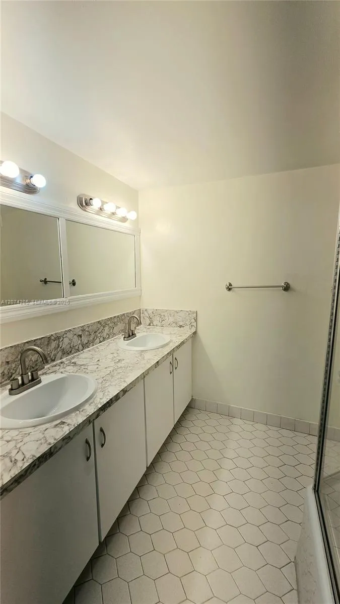 1849 S Ocean Dr #202 Hallandale Beach, FL 33009