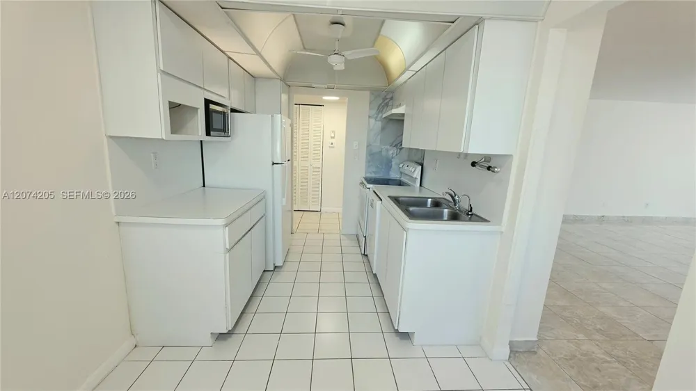1849 S Ocean Dr #202 Hallandale Beach, FL 33009