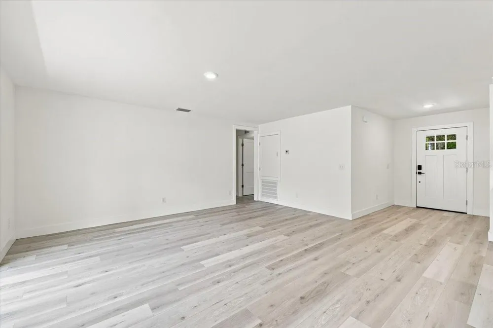 829 CLERMONT AVENUE Fort Meade, FL 33841