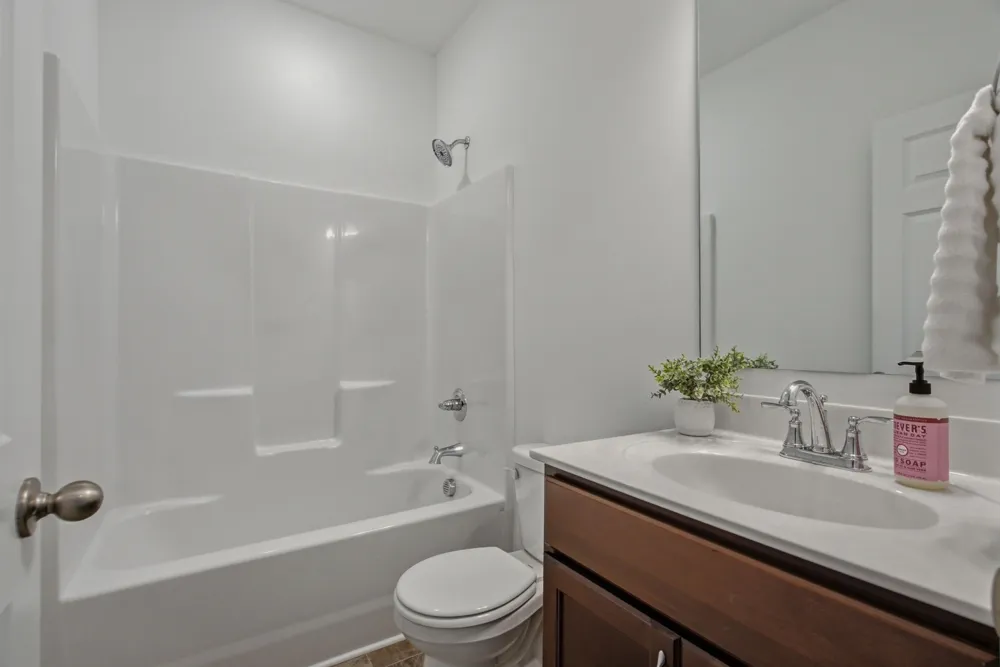 156 Hampshire Way White House, TN 37188