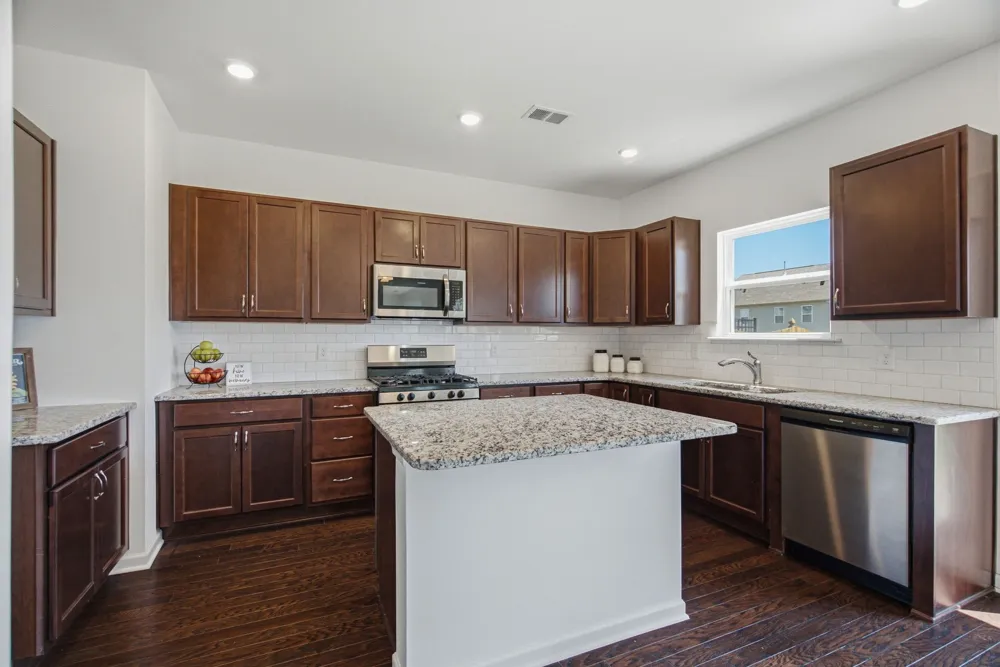 156 Hampshire Way White House, TN 37188