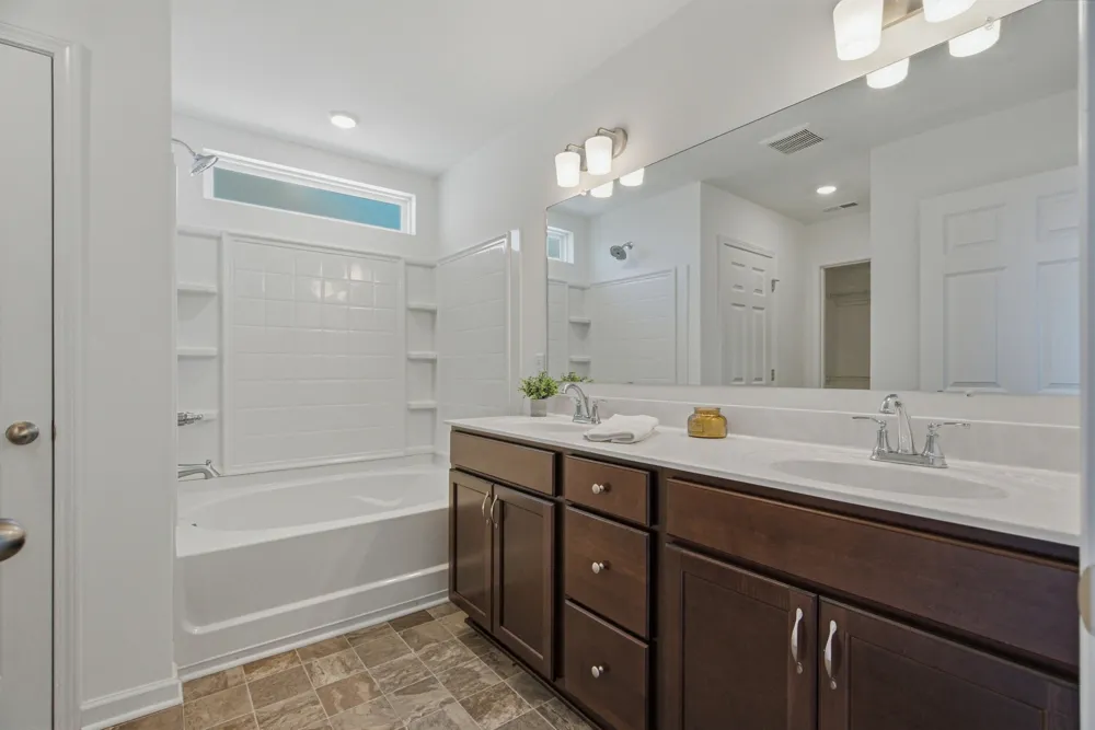 156 Hampshire Way White House, TN 37188