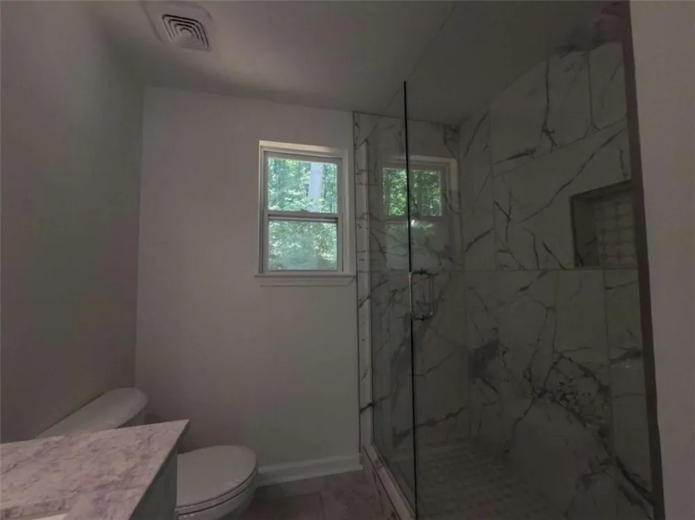 378 Rue Cezzan Lavonia, GA 30553