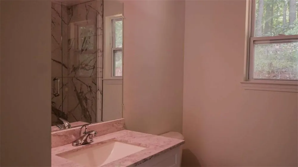 378 Rue Cezzan Lavonia, GA 30553