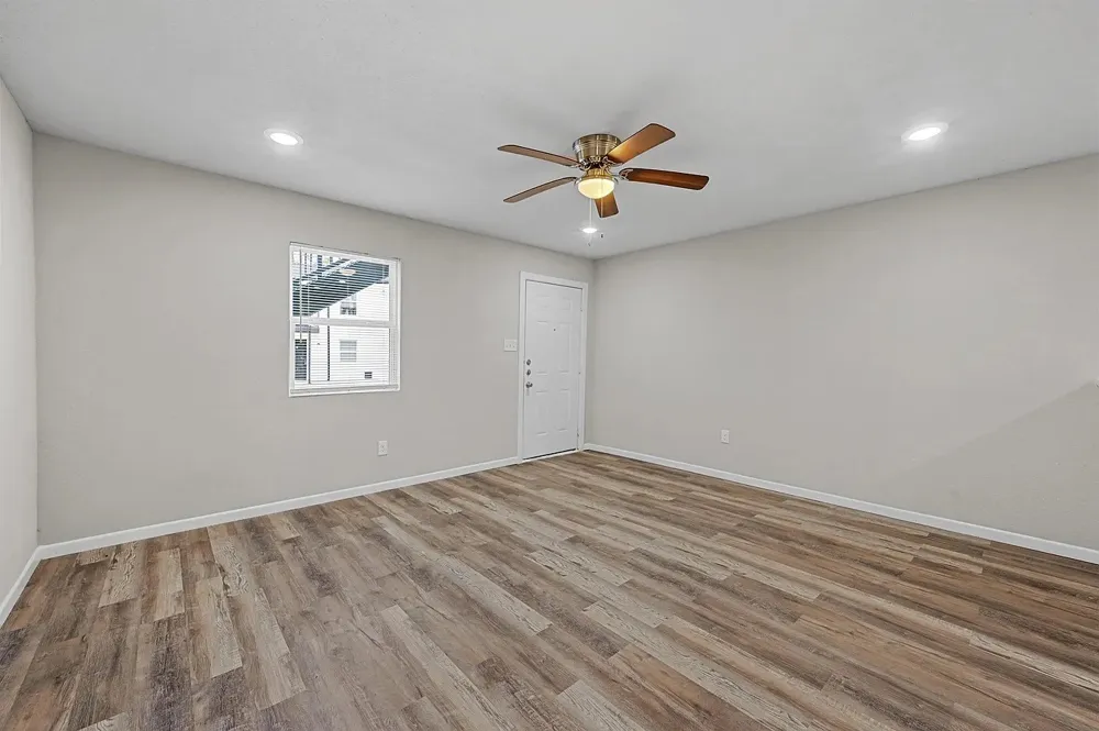 500 Us-75 #33 Van Alstyne, TX 75495