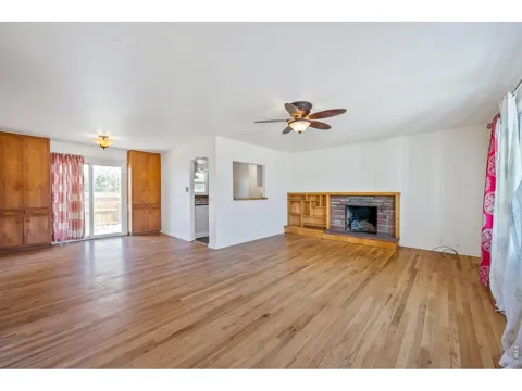 3036 W Prospect Road