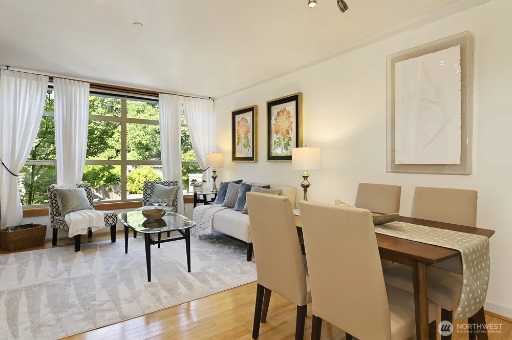2502 50th Street #103 Seattle, WA 98103
