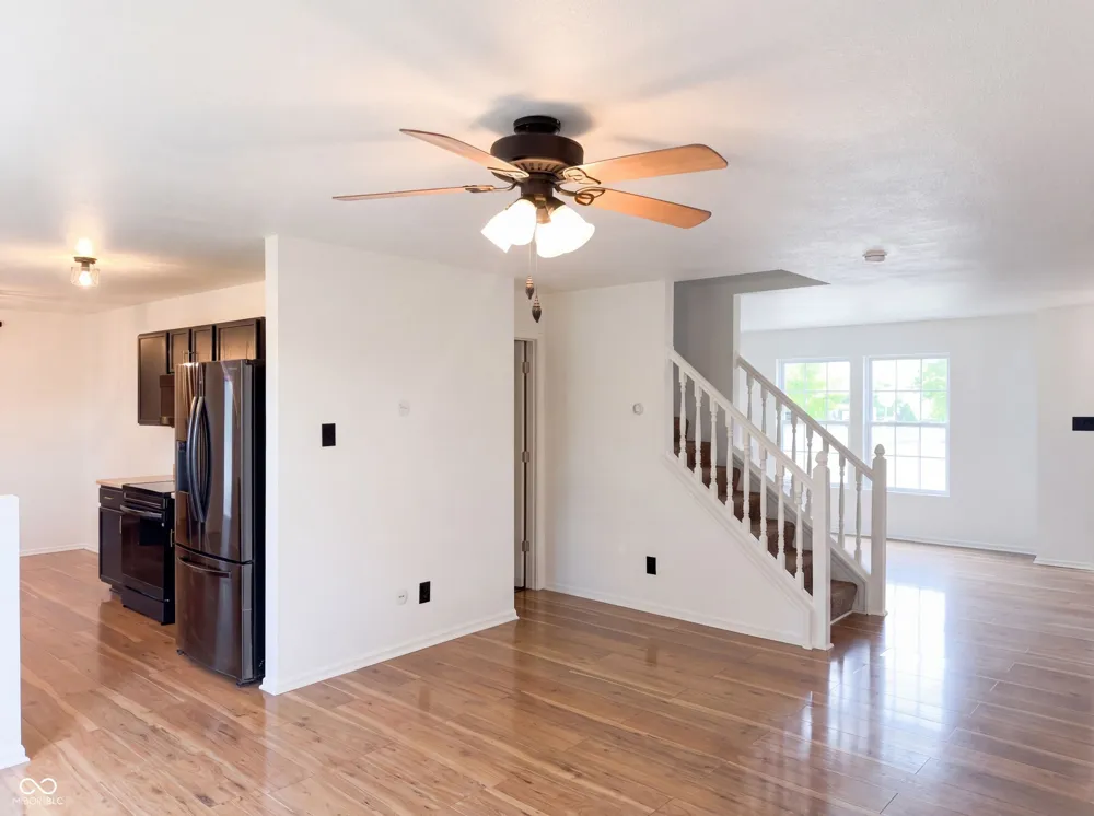 949 Colonial Way Franklin, IN 46131