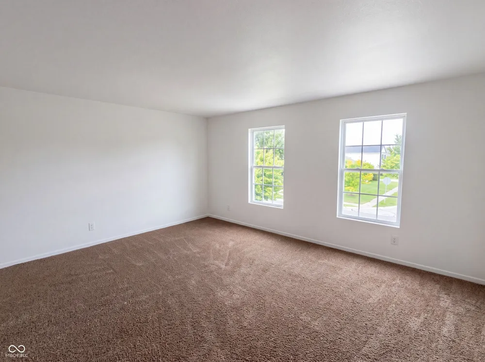 949 Colonial Way Franklin, IN 46131