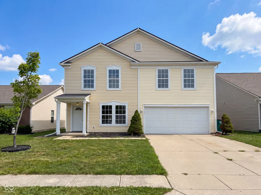 949 Colonial Way Franklin, IN 46131