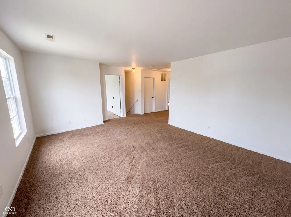 949 Colonial Way Franklin, IN 46131