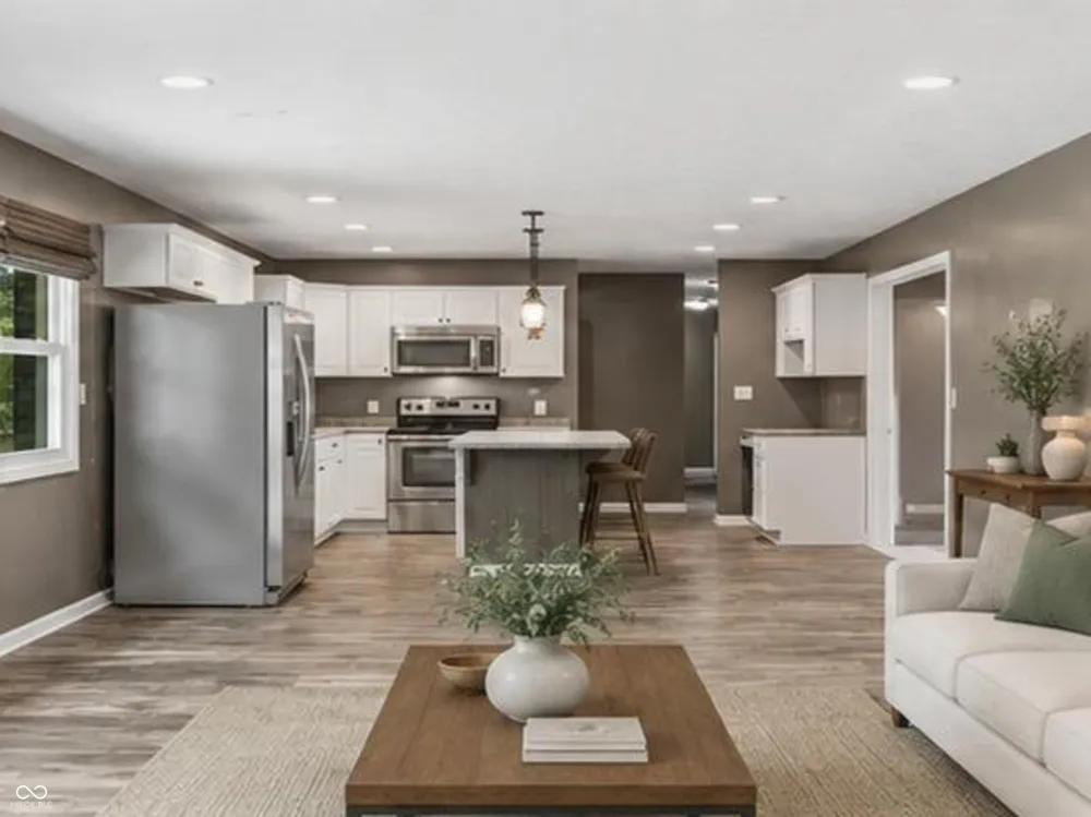 113 Waterman Drive Noblesville, IN 46060