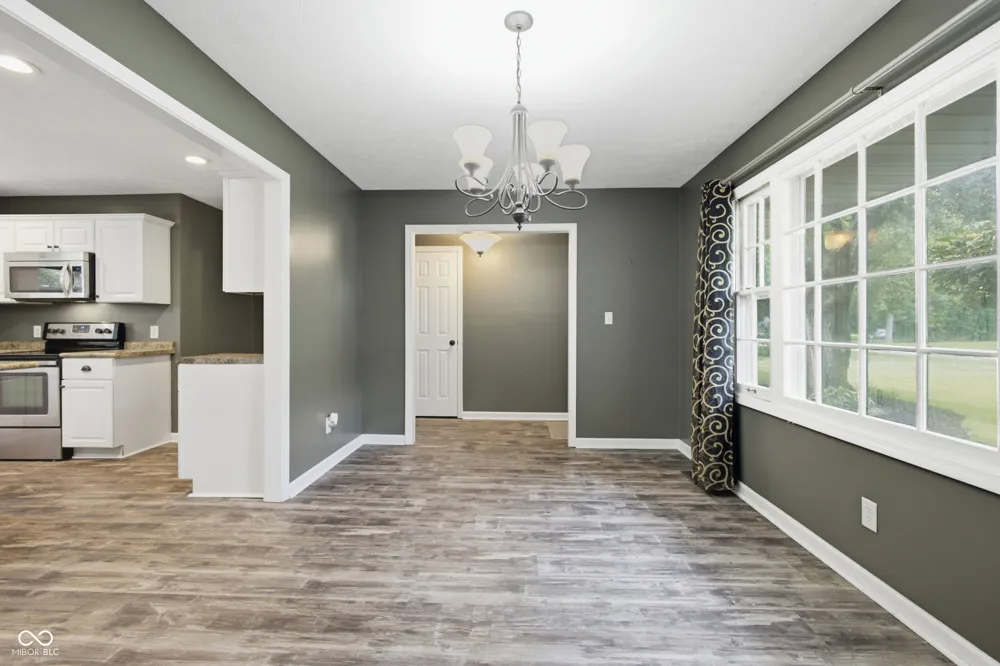 113 Waterman Drive Noblesville, IN 46060