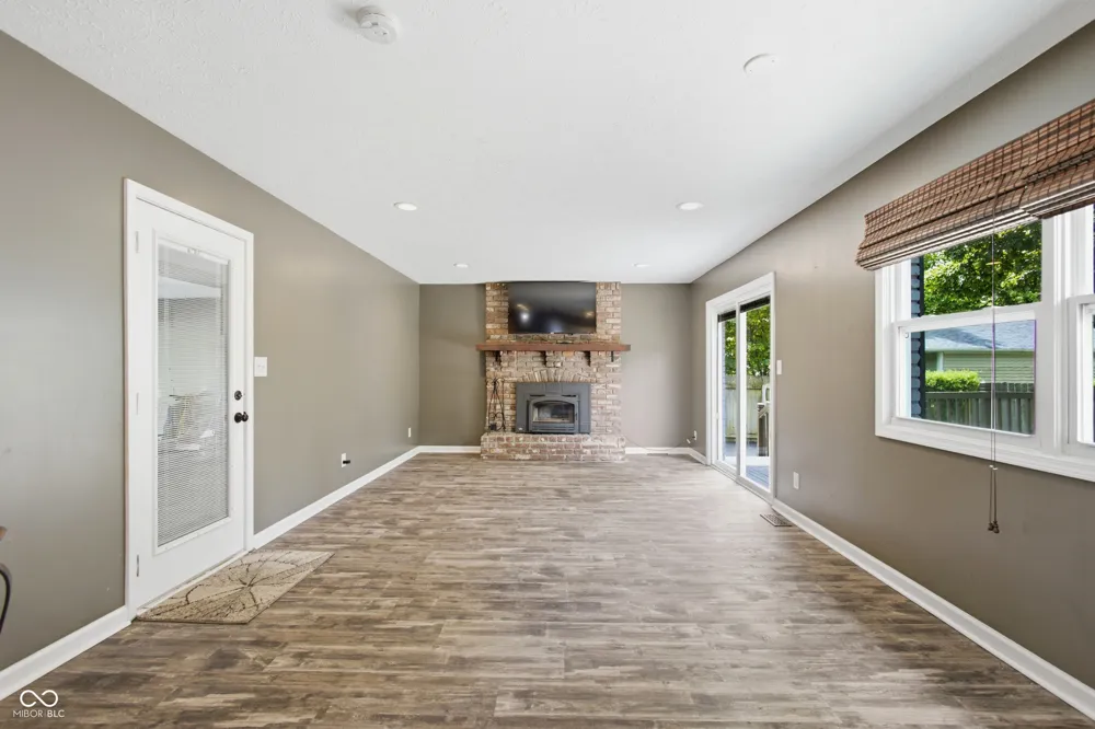 113 Waterman Drive Noblesville, IN 46060