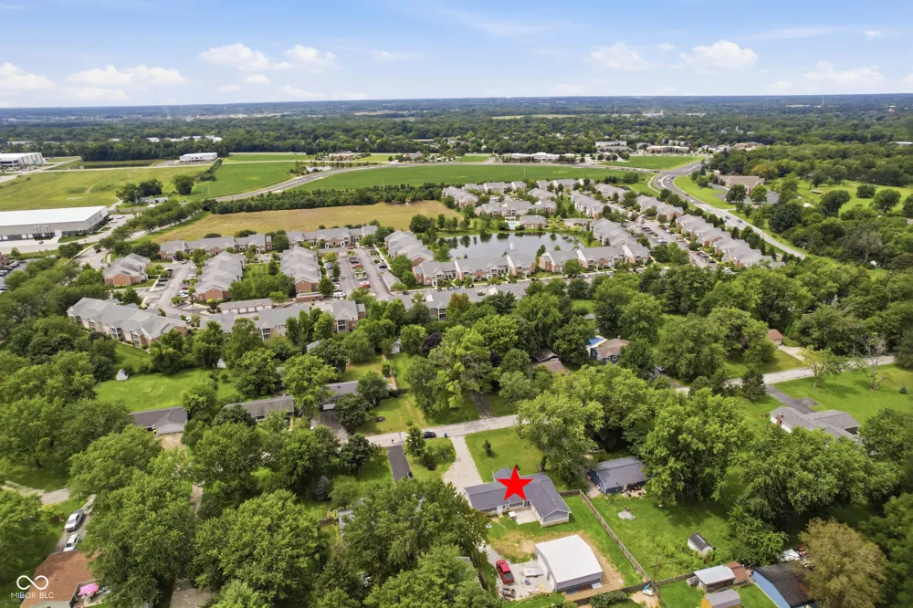113 Waterman Drive Noblesville, IN 46060