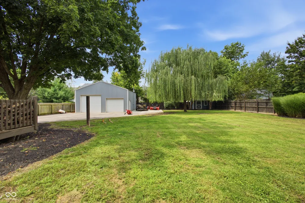 113 Waterman Drive Noblesville, IN 46060