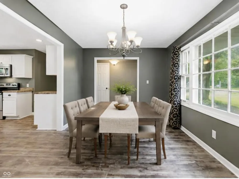 113 Waterman Drive Noblesville, IN 46060