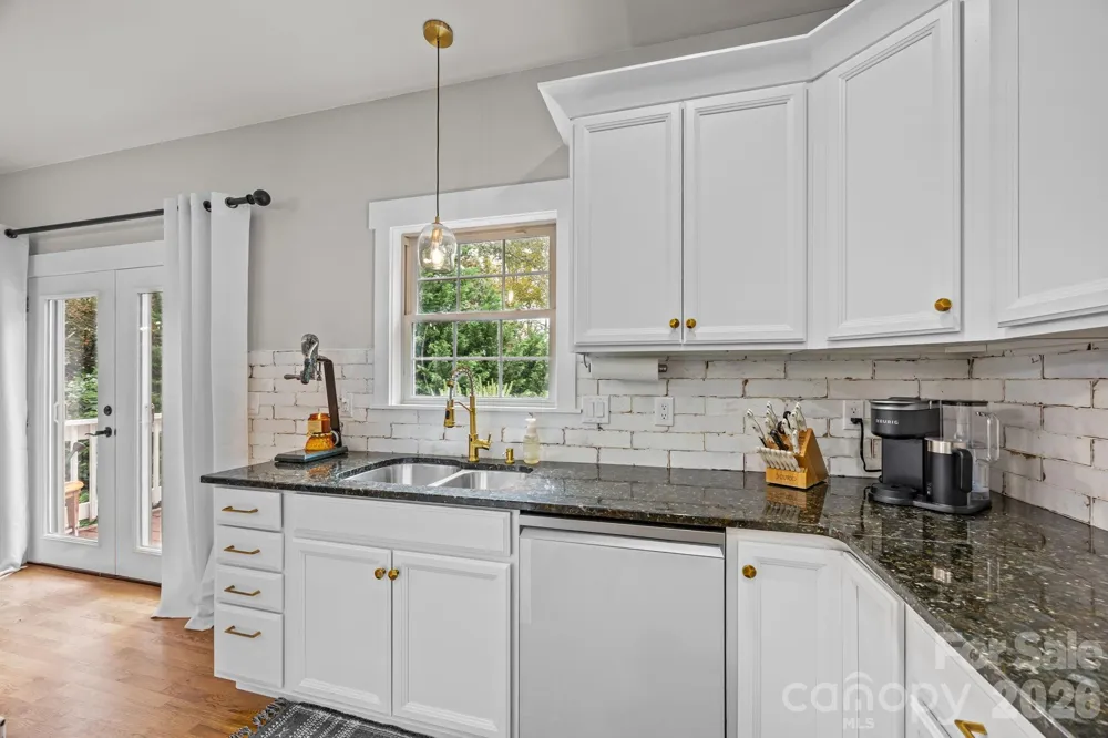 18 Oak Springs Drive Arden, NC 28704