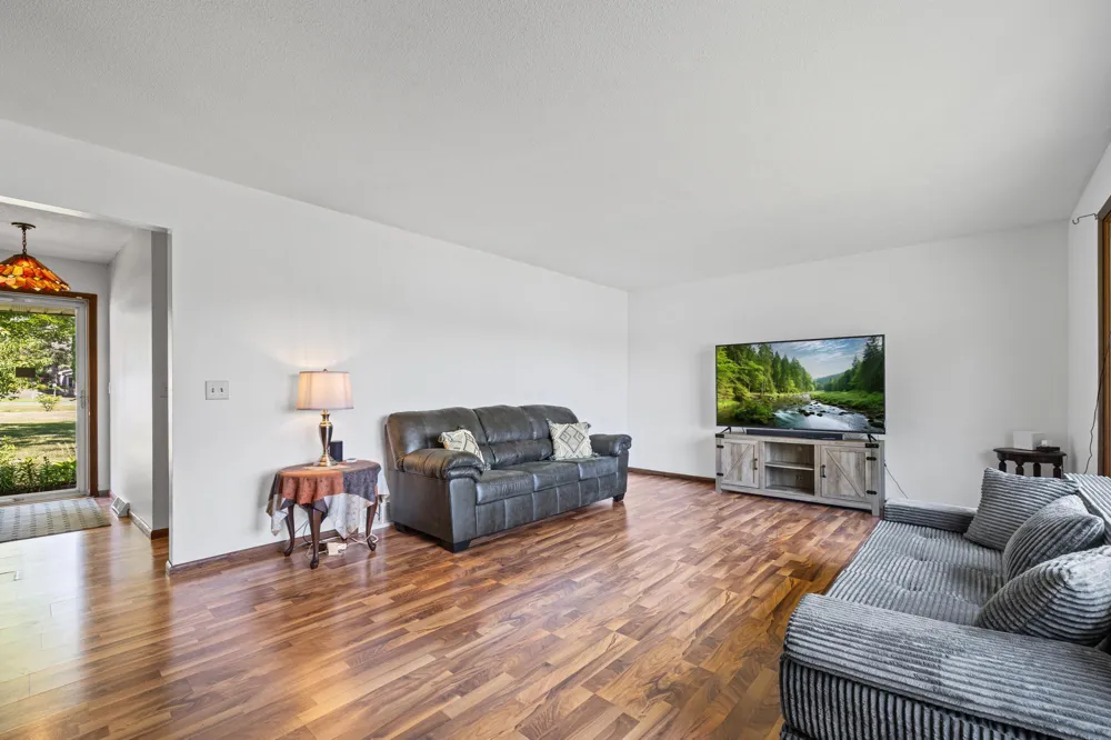 1319 30th Street SE Buffalo, MN 55313