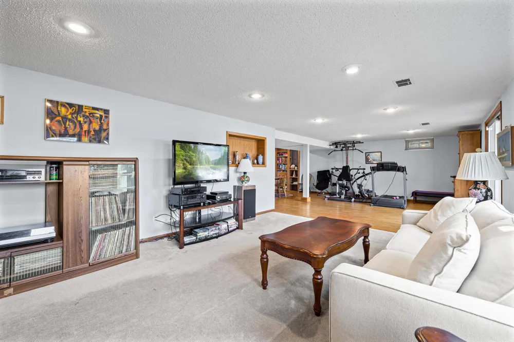 1319 30th Street SE Buffalo, MN 55313
