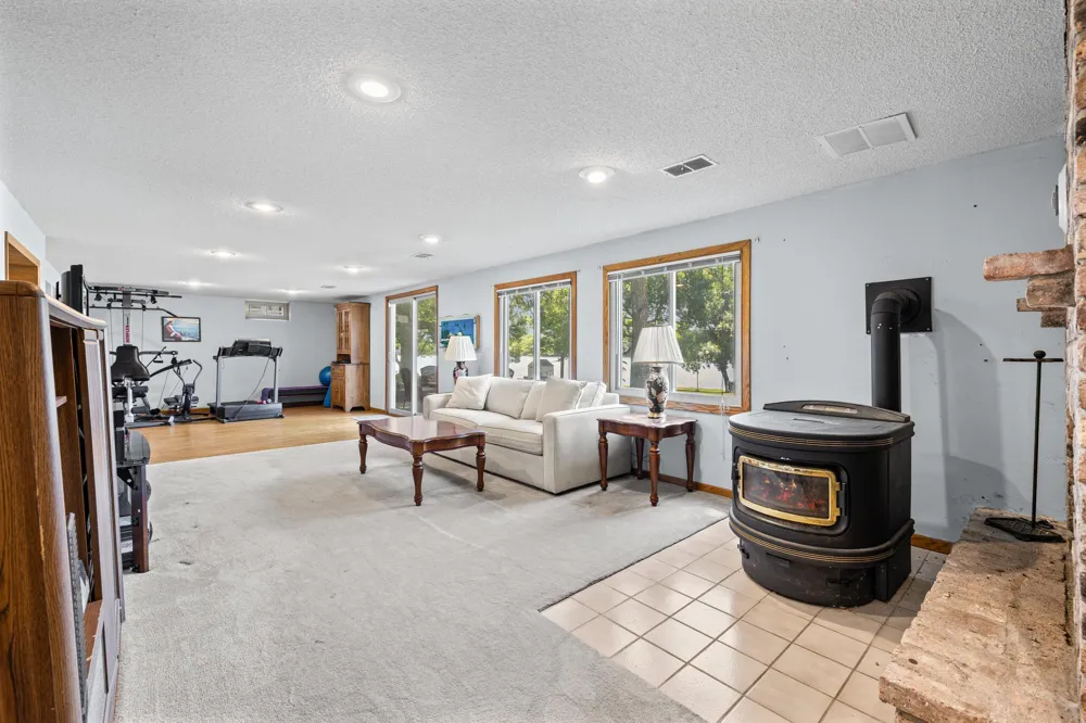 1319 30th Street SE Buffalo, MN 55313