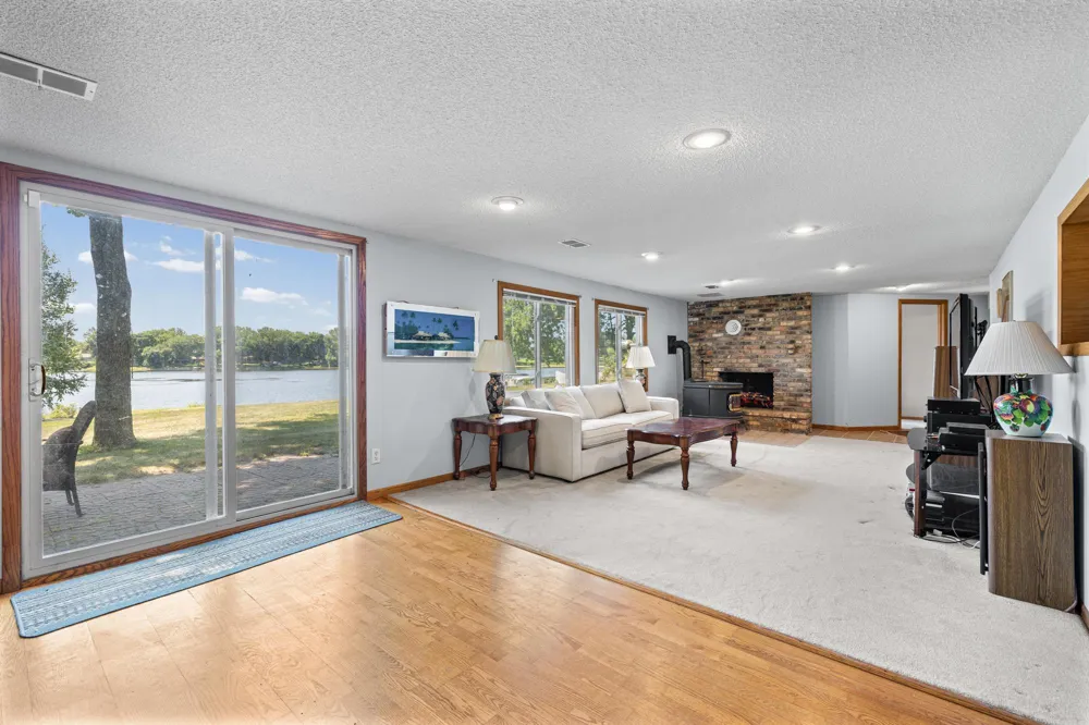 1319 30th Street SE Buffalo, MN 55313