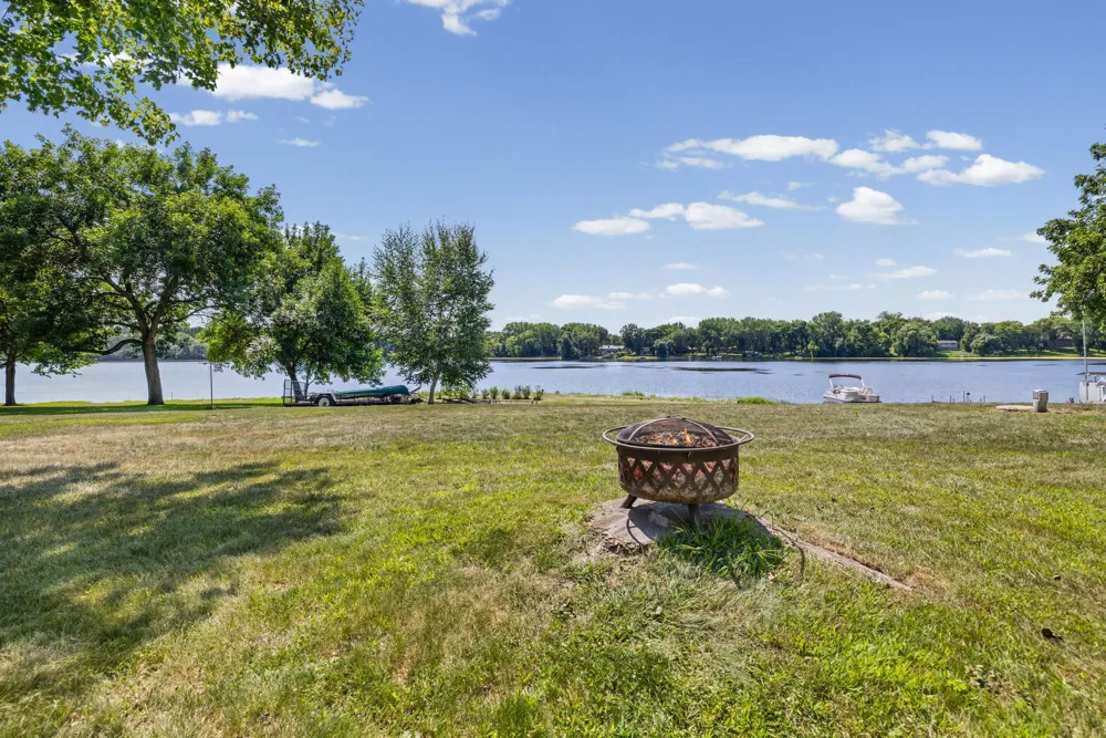 1319 30th Street SE Buffalo, MN 55313