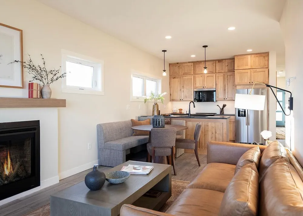 116 E Lakeview Drive Silver Bay, MN 55614