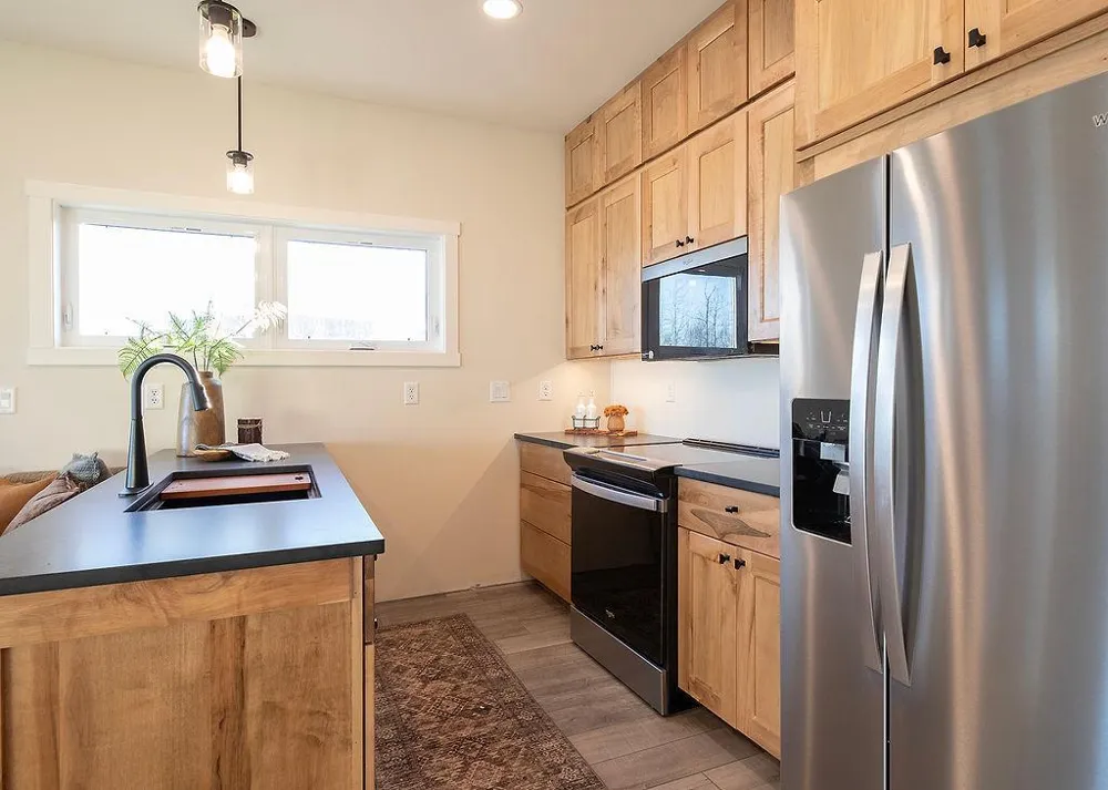 116 E Lakeview Drive Silver Bay, MN 55614