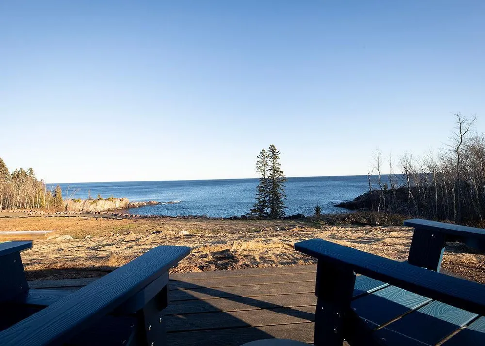 116 E Lakeview Drive Silver Bay, MN 55614