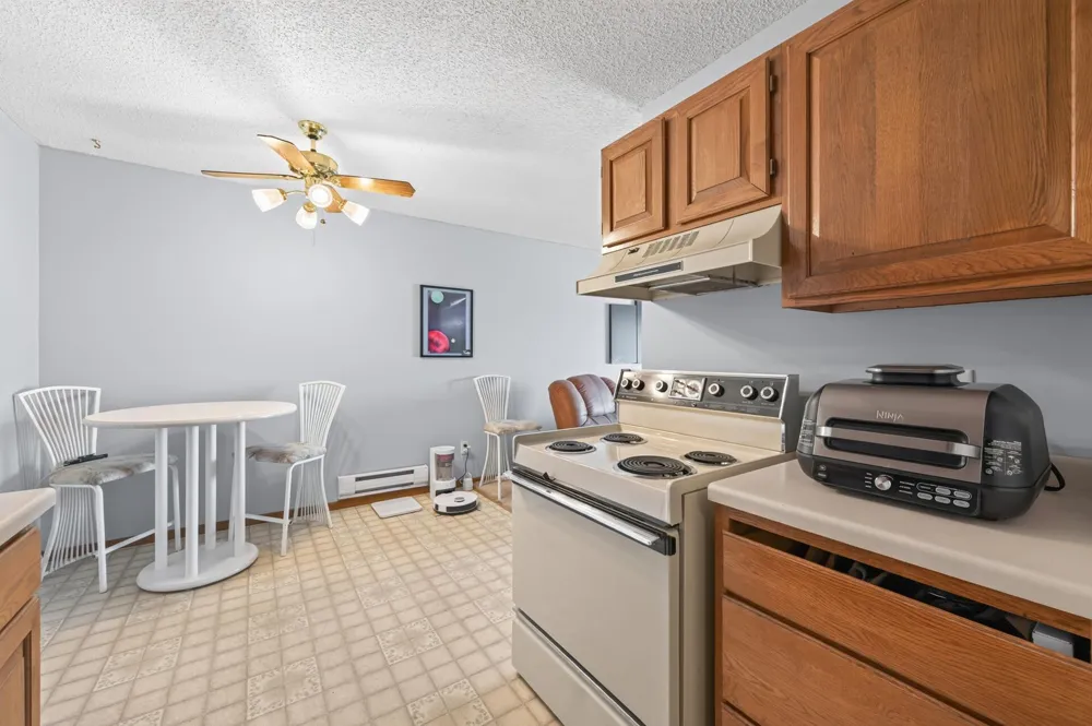570 Whispering Lane #303 Hastings, MN 55033