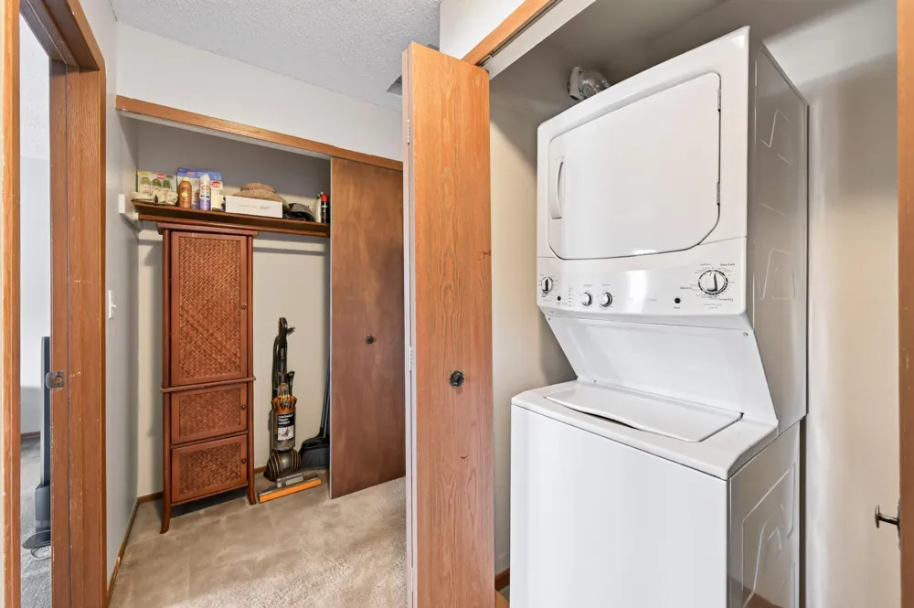 570 Whispering Lane #303 Hastings, MN 55033