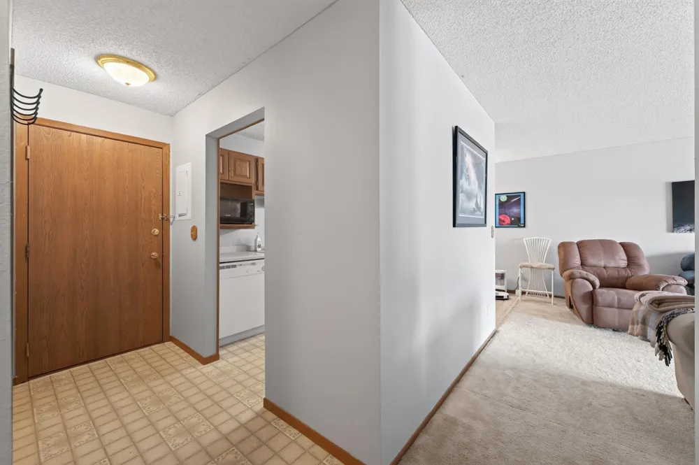 570 Whispering Lane #303 Hastings, MN 55033