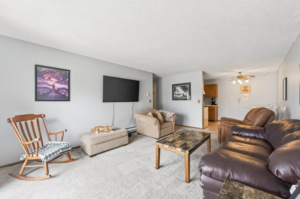 570 Whispering Lane #303 Hastings, MN 55033